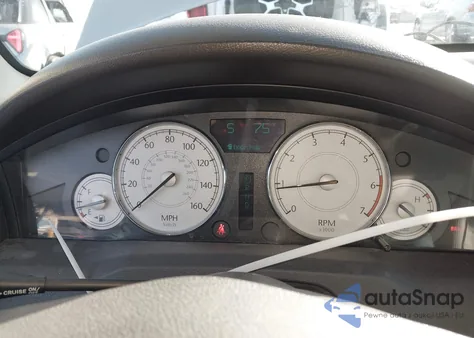 2006 Chrysler 300C из США, поврежденный, VIN 2C3KA63H06H421509